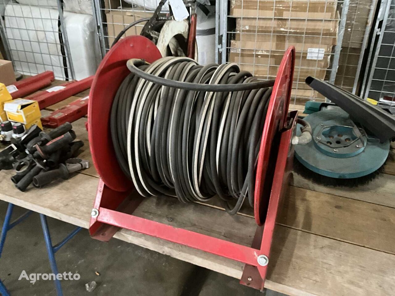 Reelcraft H28000 hose reel