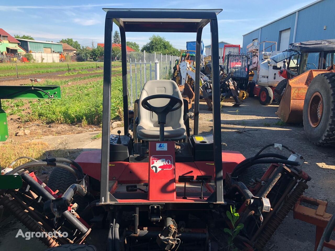 Toro Reelmaster 5500 D lawn tractor