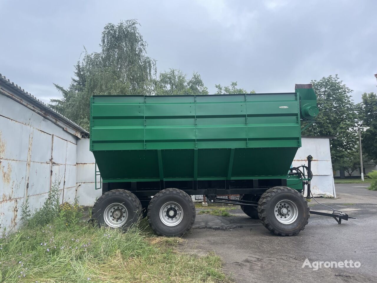 new Ukrinmash PBN-30 grain cart