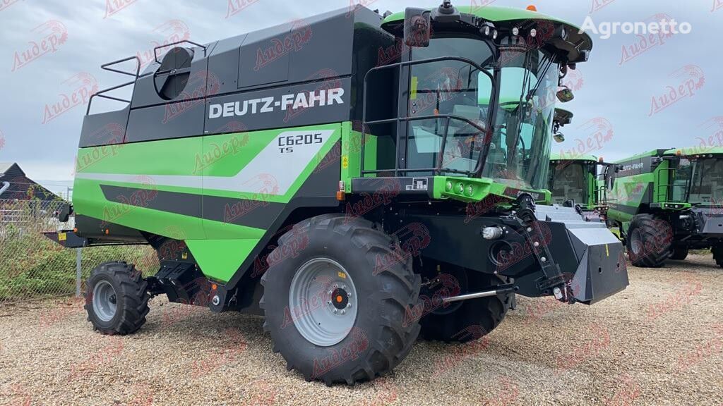 new Deutz-Fahr S6205TS grain harvester