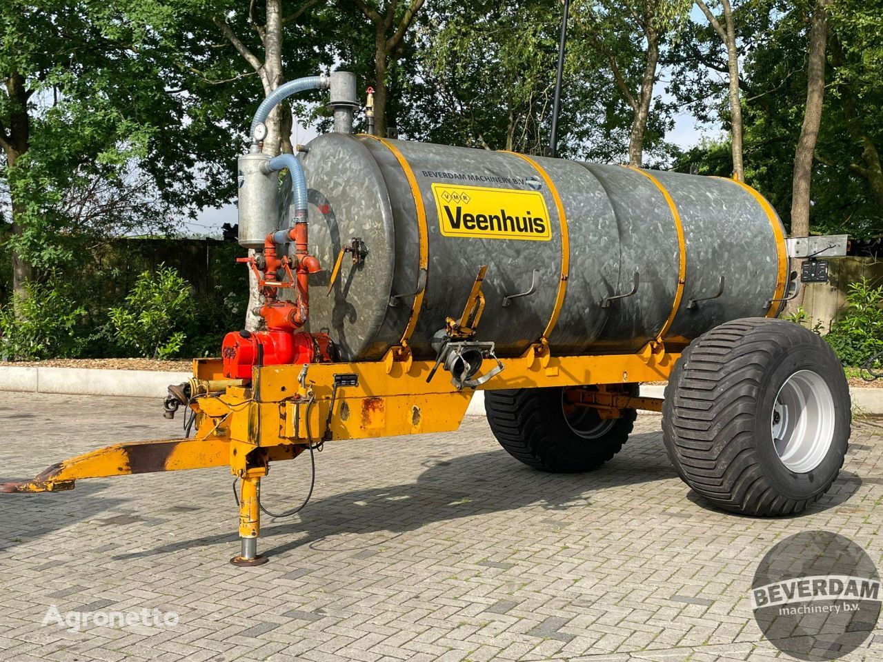 Veenhuis VMB 6800 watertank liquid manure spreader