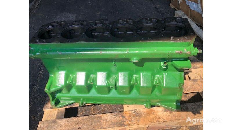 John Deere R124853 cylinder block for wheel tractor