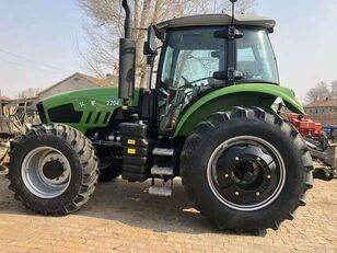 Huaxia 2204 wheel tractor